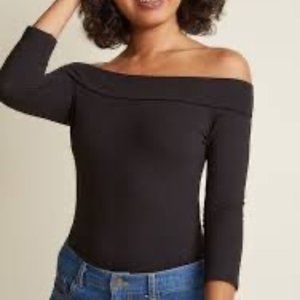 ModCloth | Black 3/4 Sleeve Off the Shoulder Top | M